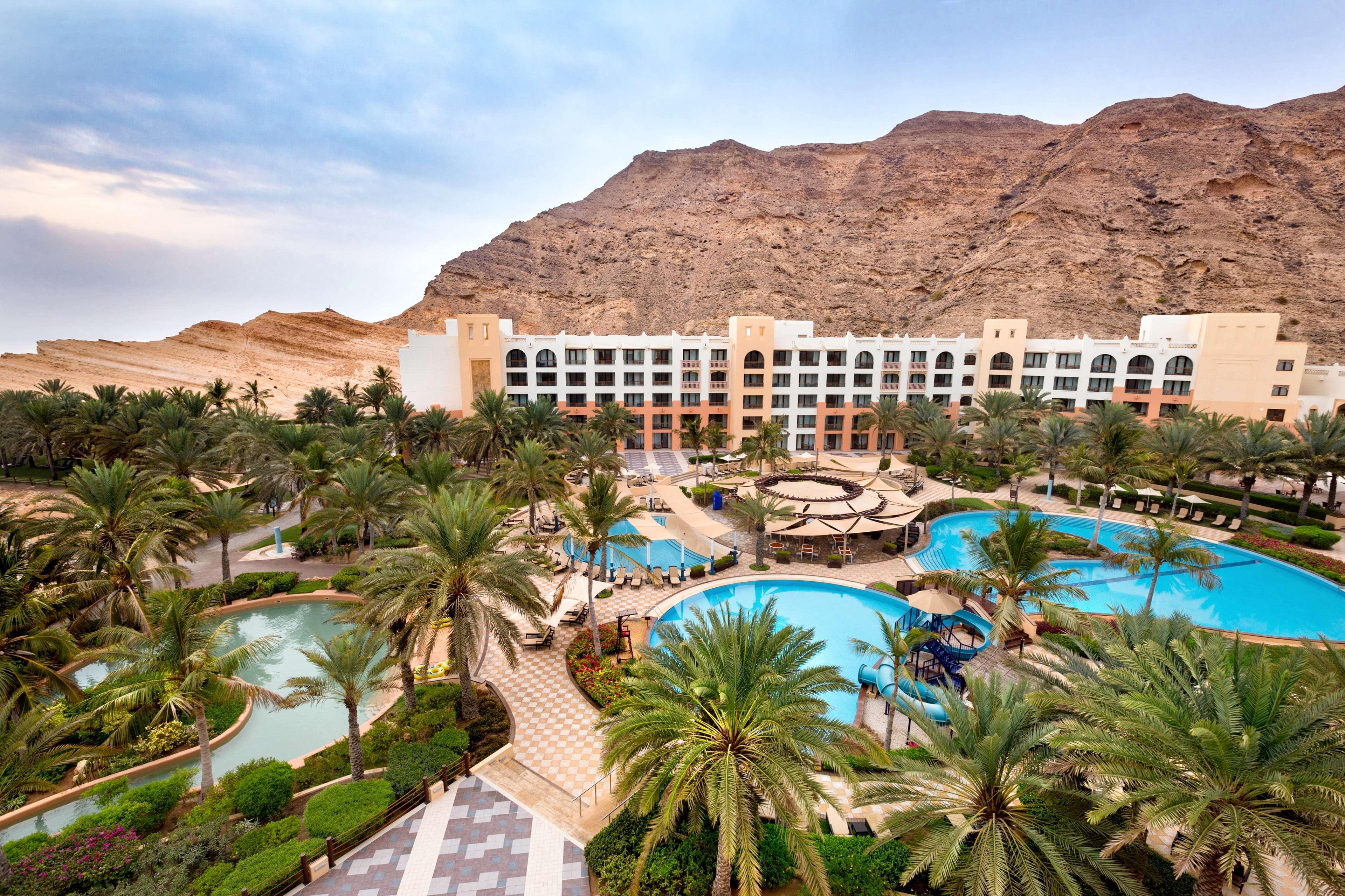 shangri-la-barr-al-jissah-resort-and-spa-muscat-oman